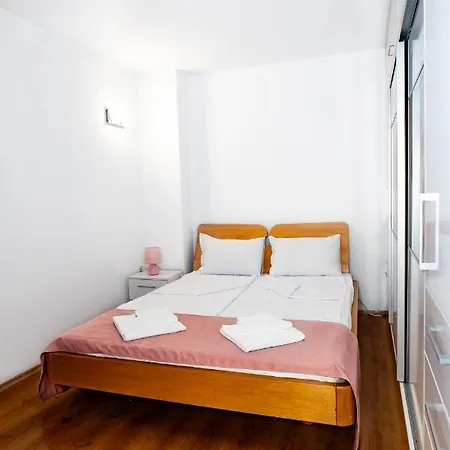 Star Guest house *