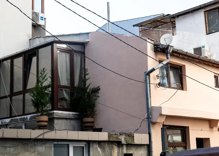 בית הארחה Star וארנה